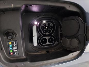 BMW iX1 30 66.5kWh M Sport xDrive (11kW Charger) (313 ps) - LED - REVERS