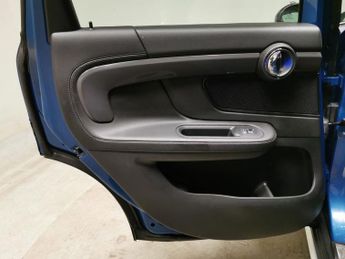 Mini Countryman 2.0 Cooper D (150 ps) - TYRE REPAIR KIT - NAV - MINI EXCITEMENT 