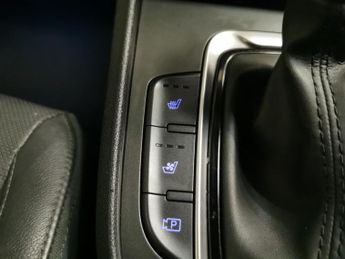 Hyundai Kona 1.6 h-GDi Ultimate DCT (141 ps) - ACTIVE LANE ASSIST - UPGRADED 