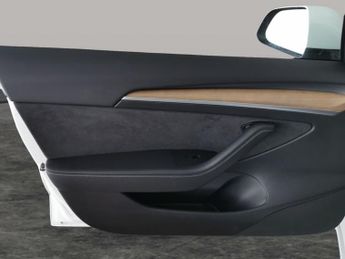 Tesla Model 3 Standard Range Plus RWD (241 bhp) - PARK ASSIST - LED - REVERSE 