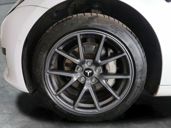 Tesla Model 3 Standard Range Plus RWD (241 bhp) - PARK ASSIST - LED - REVERSE 