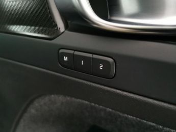 Volvo XC40 Recharge Twin 82kWh Ultimate AWD (408 ps) - CARPLAY - HK AUDIO