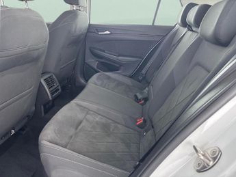 Volkswagen Golf 2.0 TDI Style DSG (150 ps) - BLIND SPOT ASSIST - BLUETOOTH - DIG