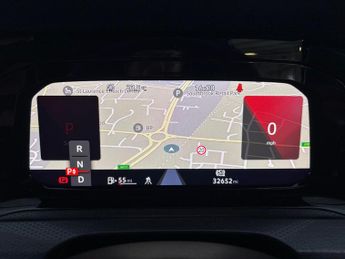 Volkswagen Golf 2.0 TSI GTI DSG (245 ps) - DIGITAL DASH - PADDLE SHIFT - PARK SE