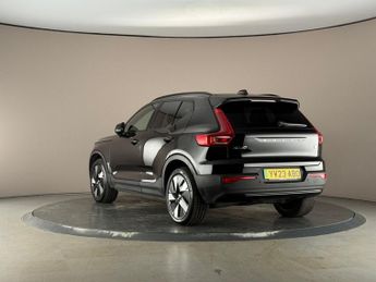 Volvo XC40 Recharge Twin 82kWh Core AWD (408 ps) - 19IN ALLOYS - LANE DEPAR