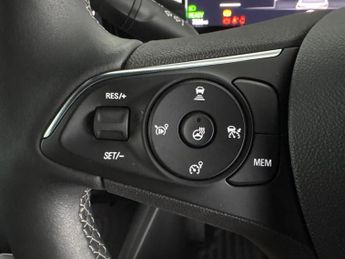 Vauxhall Mokka Electric 50kWh Ultimate (136 ps) - PARK ASSIST - LED - REVERSE CAM