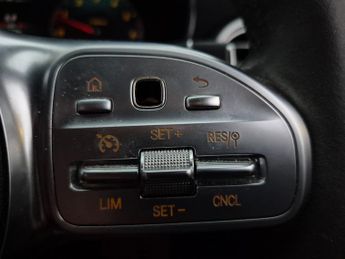 Mercedes-Benz C Class 2.0 C300de 13.5kWh AMG Line Night Edition (Premium) Plug-in G-Tr
