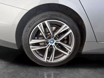 BMW i4 40 83.9kWh Sport Gran Coupe eDrive (340 ps) - HK AUDIO - WIRELES