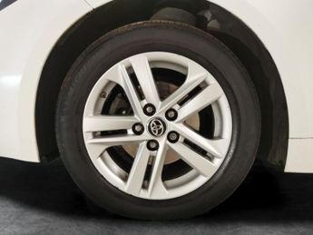Toyota Corolla 1.8 VVT-h Icon CVT (140 ps) - LANE DEPARTURE ALERT - BLUETOOTH