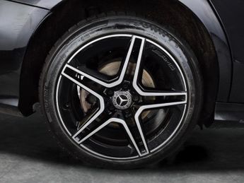 Mercedes-Benz C Class 2.0 C300de 13.5kWh AMG Line Night Edition (Premium) Plug-in G-Tr