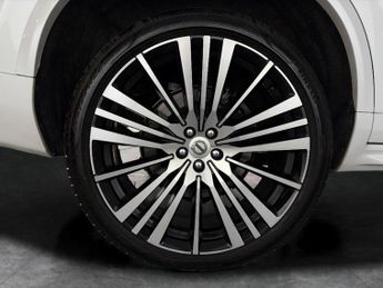 Volvo XC90 2.0h T8 Recharge 18.8kWh Ultimate Bright Plug-in 4WD (455 ps) - 