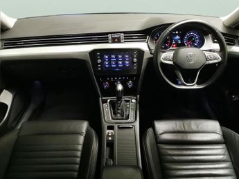 Volkswagen Passat 1.5 TSI EVO SEL DSG (150 ps) - PADDLE SHIFT - PARK SENSORS - AIR