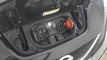Nissan Leaf 62kWh e+ N-Connecta (217 ps) - NAV - HEATED SEATS - HEAT PACK