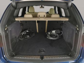 BMW iX3 80kWh Premier Edition (286 ps) - ACTIVE LANE ASSIST - DRIVING AS