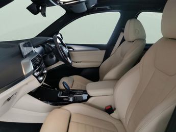 BMW iX3 80kWh Premier Edition (286 ps) - ACTIVE LANE ASSIST - DRIVING AS