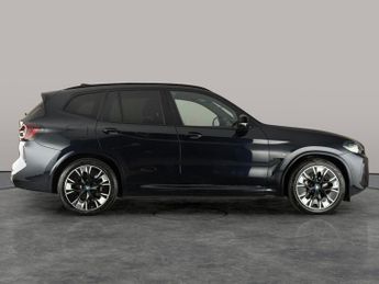 BMW iX3 80kWh M Sport Pro (286 ps) - GESTURE CONTROL - HUD - PARK ASSIST