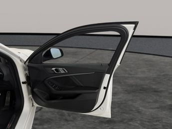 BMW 1 Series 1.5 118i M Sport (LCP) DCT (136 ps) - LANE DEPARTURE 