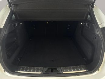 Jaguar F-PACE 2.0 D200 MHEV R-Dynamic S AWD (204 ps) - REVERSE CAM - NAV - HEA