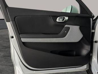 Polestar Polestar 2 Single Motor 69kWh Standard Range Fastback FWD (231 ps) - APPLE 
