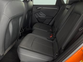 Audi Q3 1.4 TFSIe 45 Vorsprung Sportback Plug-in S Tronic 13kWh (245 ps)
