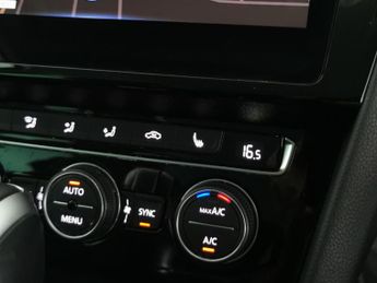 Volkswagen Passat 1.4 TSI 13kWh GTE Advance Plug-in DSG (218 ps) - KEYLESS ENTRY -