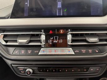 BMW 1 Series 1.5 118i M Sport (LCP) DCT (136 ps) - LANE DEPARTURE 