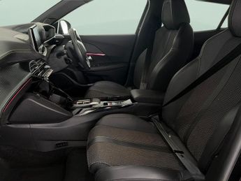 Peugeot E-2008 50kWh GT (7kW Charger) (136 ps) - LED - REVERSE CAM - NAV
