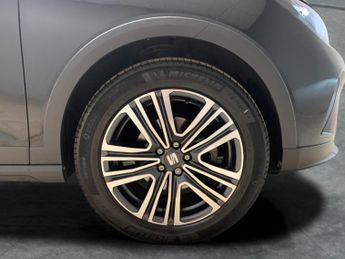 Seat Arona 1.0 TSI SE DSG (110 ps) - USB AUDIO - SPLIT FOLDING REAR SEATS -