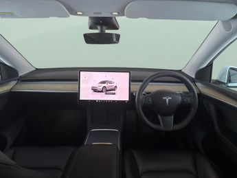 Tesla Model Y SUV RWD (346 ps) - HEATED STEERING - WIFI - BLIND SPOT ASSIST