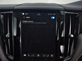 Volvo XC60 2.0h T6 Recharge 18.8kWh Core Plug-in AWD (350 ps) - ADAPT CRUIS