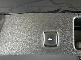 Ford Kuga 2.5h Duratec ST-Line X Edition CVT (190 ps) - REVERSE CAM - NAV 