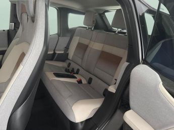 BMW i3 42.2kWh (170 ps) - LED - HEATED SEATS - ADDITIONAL 12V POWER SOC