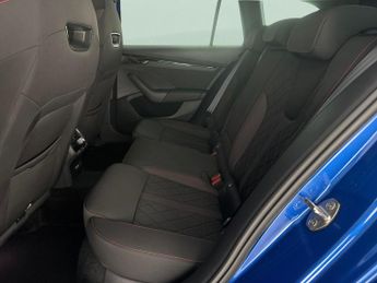 Skoda Octavia 2.0 TSI vRS DSG (245 ps) - SMARTLINK - HEATED SEATS - BLUETOOTH