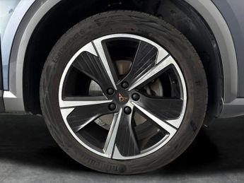 Cupra Formentor 1.4 eHybrid 12.8kWh V1 Plug-in DSG (204 ps) - KEYLESS ENTRY - LE