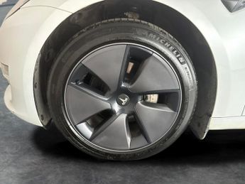 Tesla Model 3 (Dual Motor) Long Range 4WDE (346 ps) - PARK ASSIST - LED - REVE