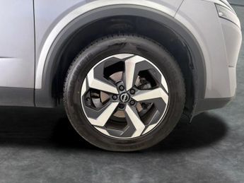 Nissan Qashqai 1.3 DIG-T MHEV N-Connecta XTRON (158 ps) - INTELLIGENT LANE INTE