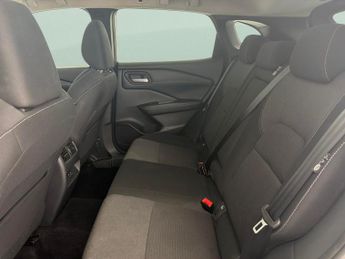 Nissan Qashqai 1.3 DIG-T MHEV N-Connecta XTRON (158 ps) - INTELLIGENT LANE INTE