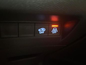 Peugeot E-2008 50kWh GT (7kW Charger) (136 ps) - LED - REVERSE CAM - NAV