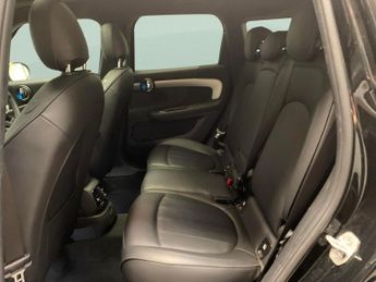 Mini Countryman 1.5 Cooper Exclusive Steptronic (136 ps) - PERFORMANCE CONTROL -