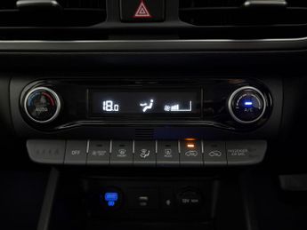 Hyundai Kona 1.6 h-GDi Premium DCT (141 ps) - KEYLESS ENTRY - REVERSE CAM - N