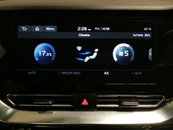 Kia Niro 64kWh 4+ (201 bhp) - NAV - HEATED STEERING - BLIND SPOT ASSIST