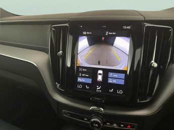 Volvo XC60 2.0 B5 MHEV R-Design Pro AWD (235 ps) - SURROUND VIEW - SENSUS S