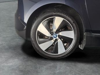 BMW i3 42.2kWh (170 ps) - LED - HEATED SEATS - ADDITIONAL 12V POWER SOC