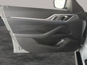 BMW i4 40 83.9kWh M Sport Gran Coupe eDrive (340 ps) - MODEL SPECIFIC D