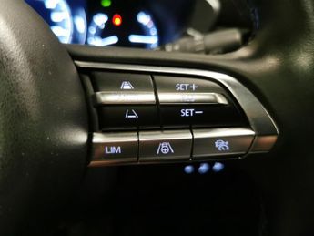 Mazda MX-30 35.5kWh Makoto (145 ps) - BOSE - CARPLAY - KEYLESS ENTRY
