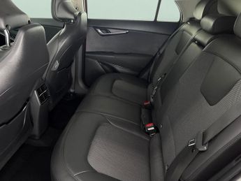 Kia Niro 64.8kWh 3 (201 bhp) - REVERSE CAM - HEATED SEATS - NAV
