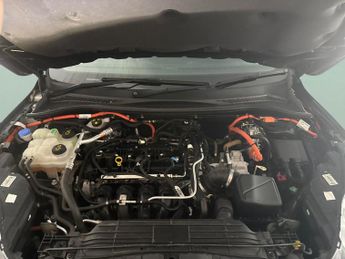 Ford Kuga 2.5 EcoBoost Duratec 14.4kWh ST-Line Plug-in CVT (225 ps) - REVE
