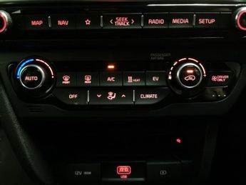 Kia Niro 64kWh 3 (201 bhp) - LANE DEPARTURE  - BLUETOOTH - CRUISE