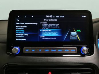Hyundai Kona 64kWh Premium (10.5kW Charger) (204 ps) - HEATED SEATS - HEATED 