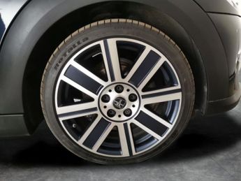 Mini Hatch 1.5 Cooper Exclusive Steptronic (136 ps) - LEATHER - PERFORMANCE